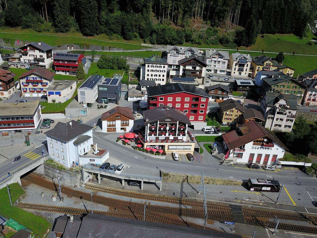 Hotel Restaurant La Furca Disentis Esterno foto