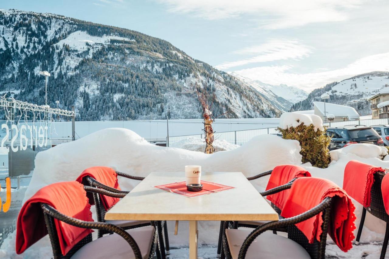 Hotel Restaurant La Furca Disentis Esterno foto